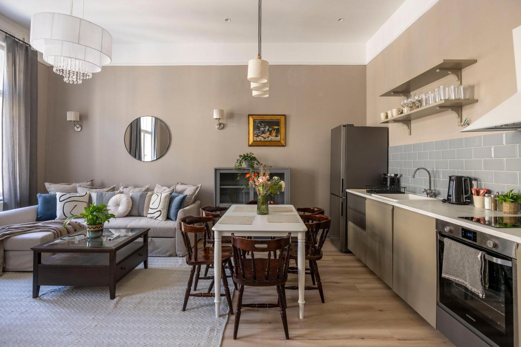 Charming Central Dream Home & Retreat By Prestige Homes Budapest Eksteriør bilde