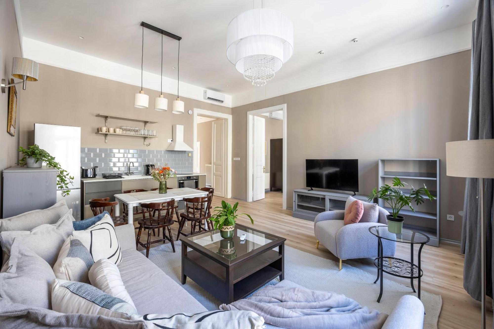 Charming Central Dream Home & Retreat By Prestige Homes Budapest Eksteriør bilde